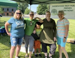 Friends posing at Artisan Faire